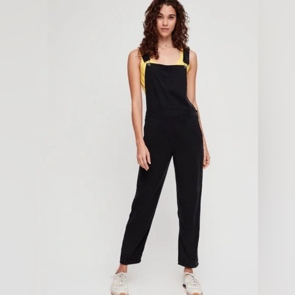 Aritzia Bibbed Overalls White - Picture 5 of 14